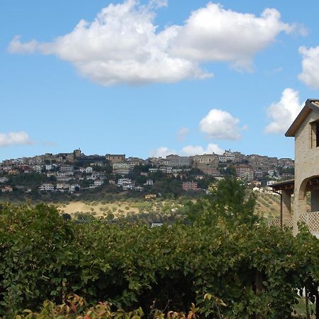 Agriturismo Torre Mannella - La Loggia Читта-Сант'Анджело Екстер'єр фото