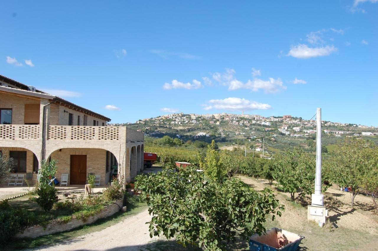 Agriturismo Torre Mannella - La Loggia Читта-Сант'Анджело Екстер'єр фото